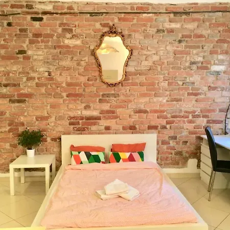 Apartment Nowogrodzka Cozy Studio